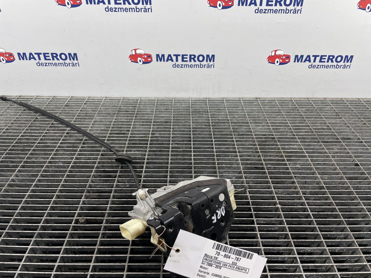 INCUIETOARE USA FATA DREAPTA VW EOS - - 