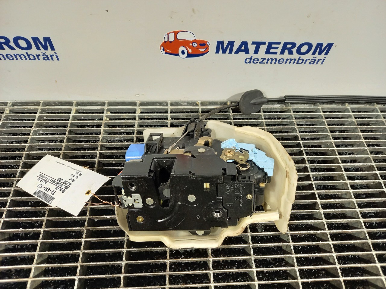 INCUIETOARE USA FATA DREAPTA VW GOLF V PLUS GOLF V PLUS - - (2005 2008)