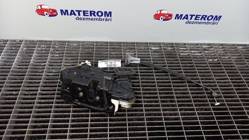 INCUIETOARE USA FATA DREAPTA VW GOLF VI GOLF VI - - (2008 2012)