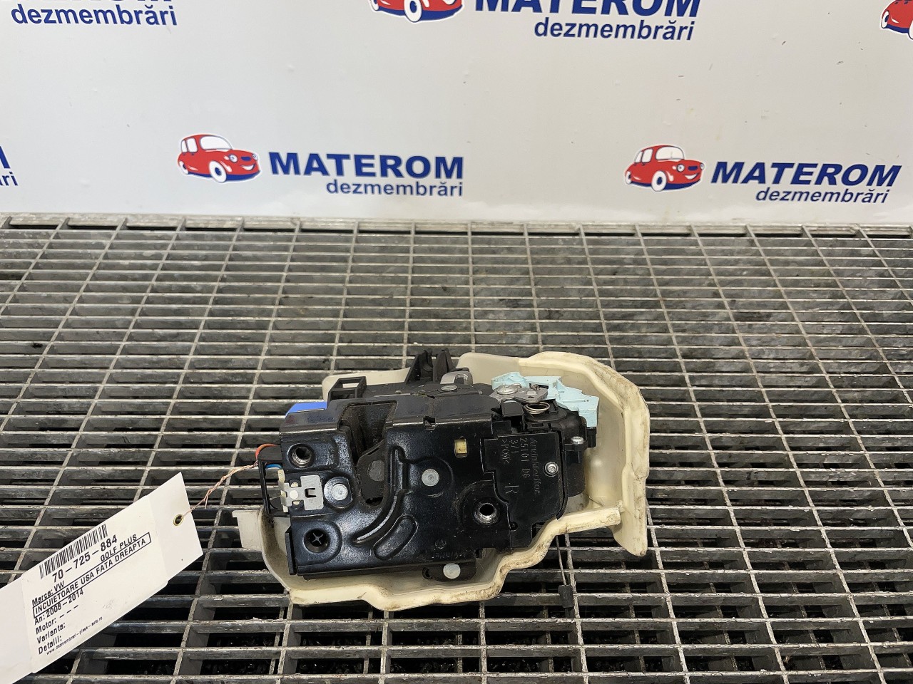 INCUIETOARE USA FATA DREAPTA VW GOLF VI PLUS - - (2008 2014)