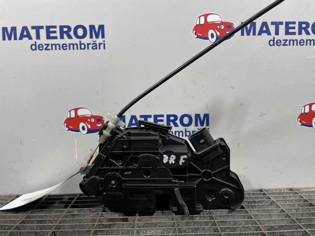 INCUIETOARE USA FATA DREAPTA VW PASSAT CC PASSAT CC - - (2012 2019)