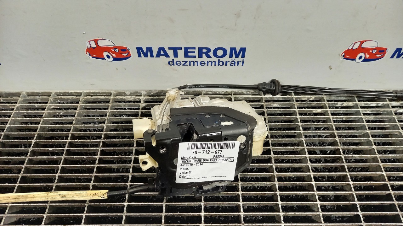 INCUIETOARE USA FATA DREAPTA VW PASSAT PASSAT - - (2010 2014)