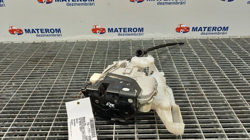 INCUIETOARE USA FATA DREAPTA VW PASSAT PASSAT - - (2010 2014)