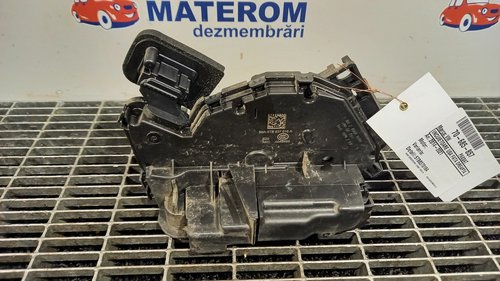 INCUIETOARE USA FATA DREAPTA VW PASSAT PASSAT - - (2014 2019)