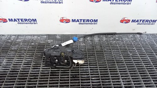 INCUIETOARE USA FATA DREAPTA VW SCIROCCO - - (2008 2014)
