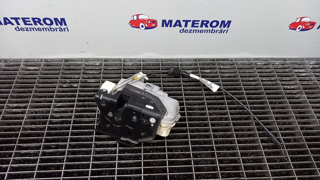 INCUIETOARE USA FATA DREAPTA VW TIGUAN TIGUAN - - (2007 2010)