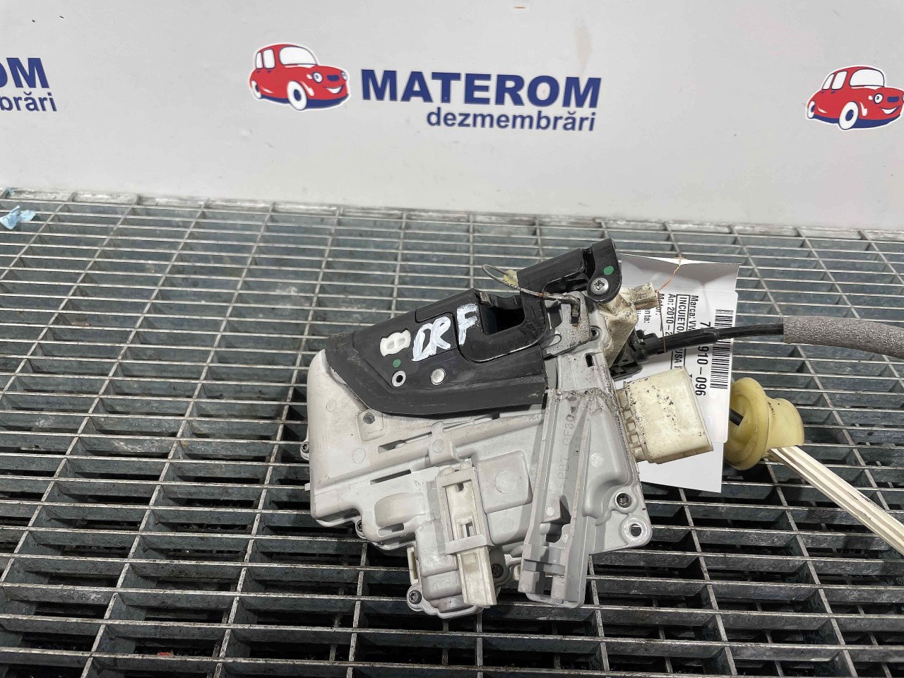 INCUIETOARE USA FATA DREAPTA VW TOUAREG TOUAREG - - (2010 2018)