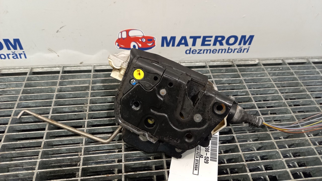 INCUIETOARE USA FATA STANGA AUDI A3 - - (2007 2012)