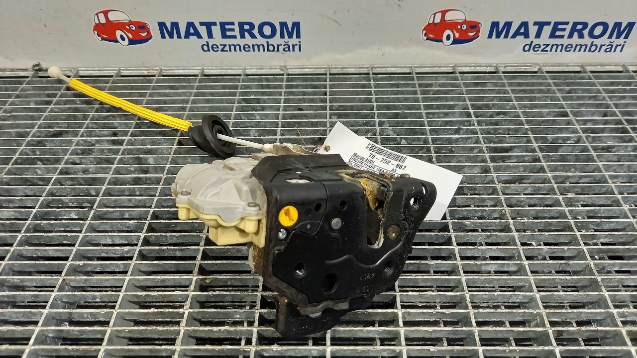 INCUIETOARE USA FATA STANGA AUDI A3 A3 - - (2007 2012)