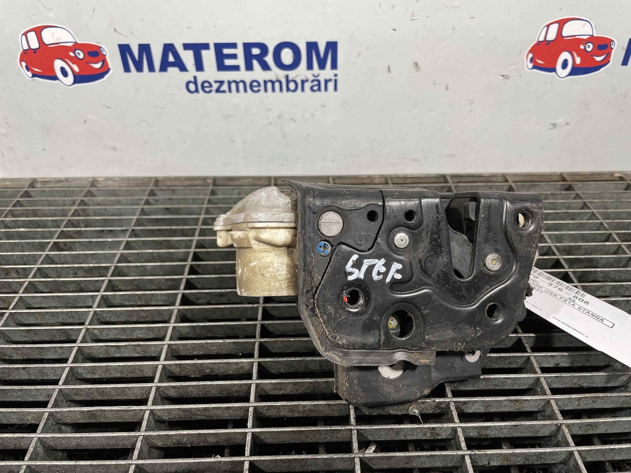 INCUIETOARE USA FATA STANGA AUDI A6 - - (2009 2011)