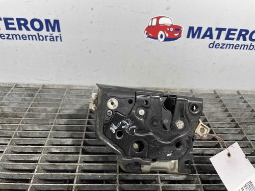 INCUIETOARE USA FATA STANGA AUDI A6 - - (2011 2015)