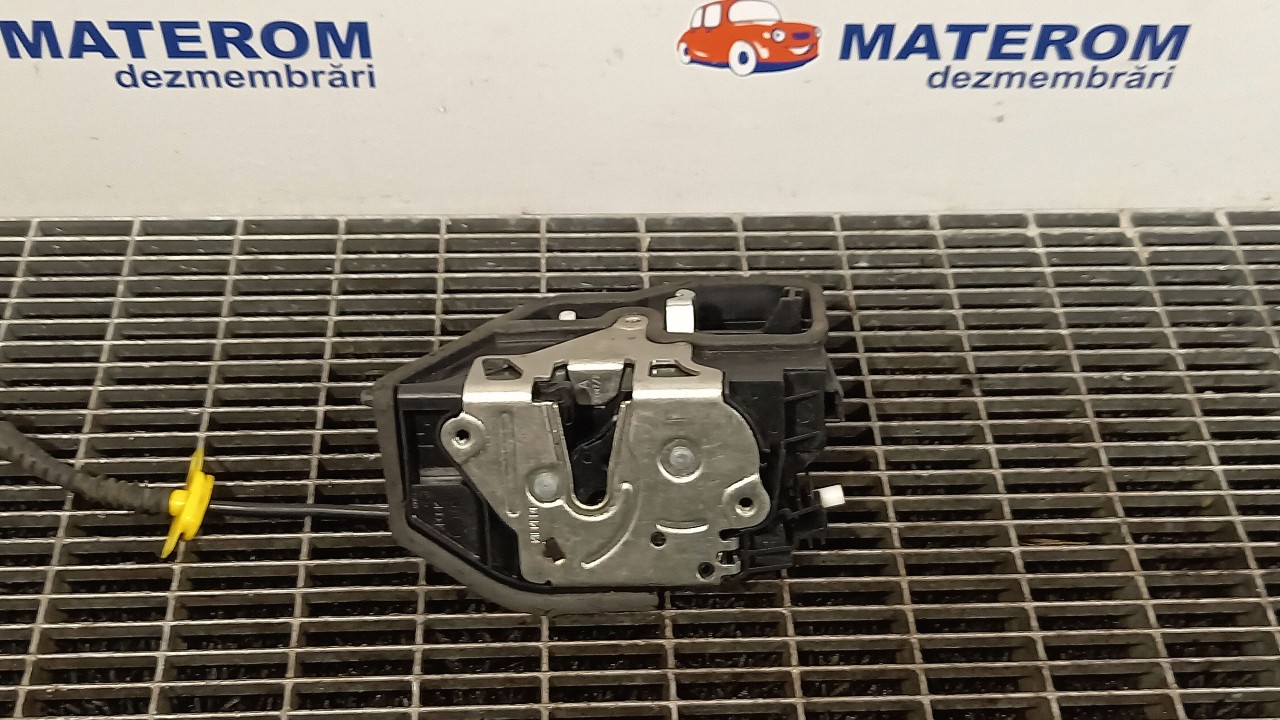 INCUIETOARE USA FATA STANGA BMW SERIA 5 E 60 - - (2004 2007)