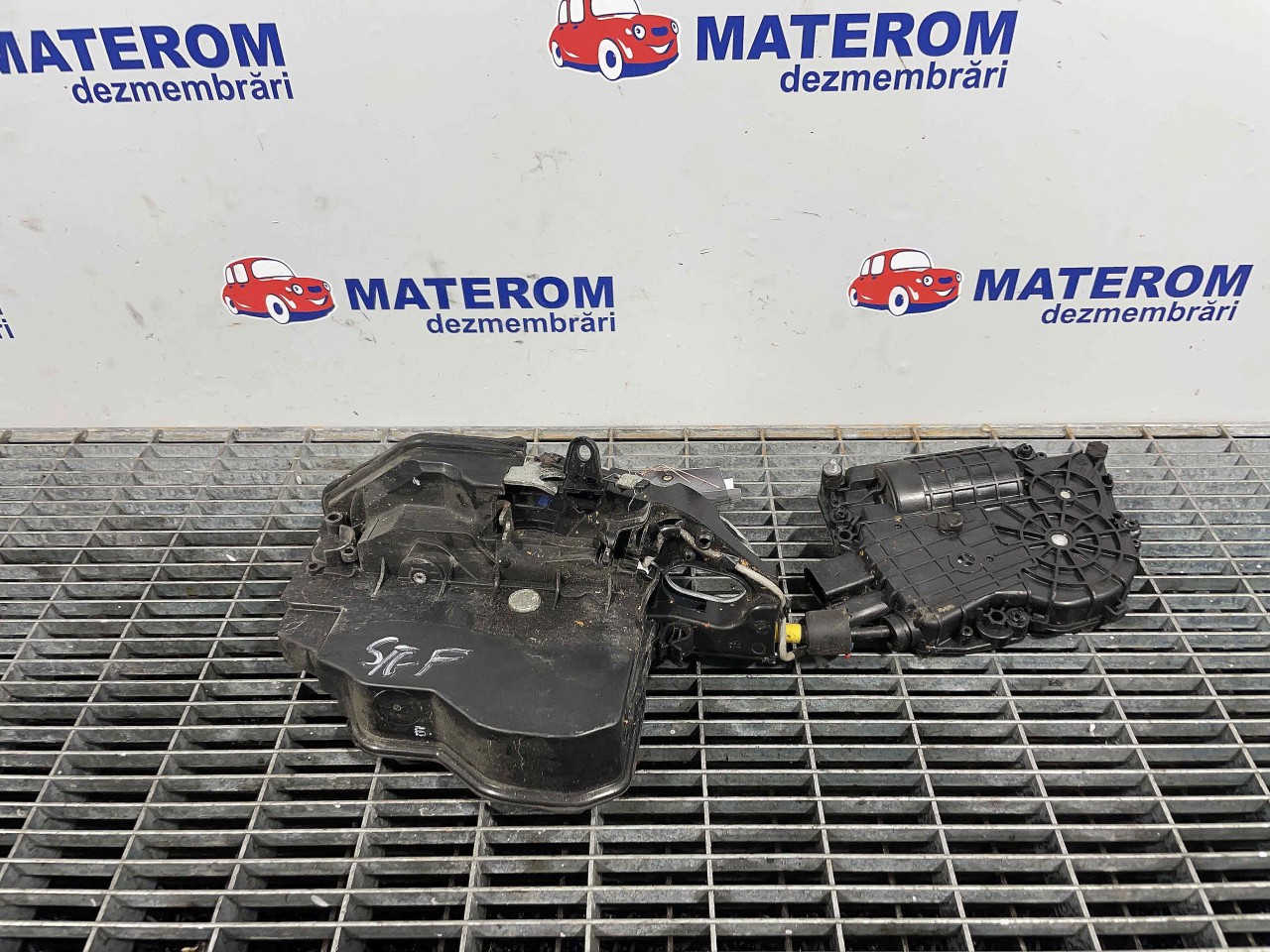 INCUIETOARE USA FATA STANGA BMW X5 X5 - - (2007 2013)