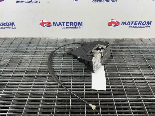 INCUIETOARE USA FATA STANGA FIAT PUNTO - - (2008 2012)