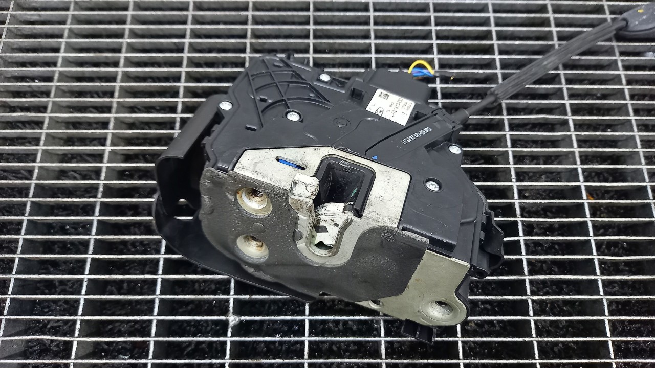 INCUIETOARE USA FATA STANGA FORD B-MAX - - (2012 2017)