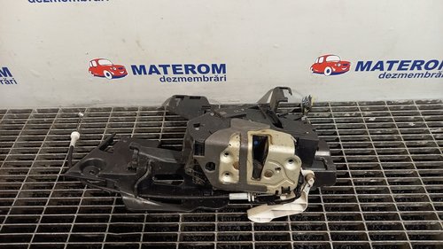 INCUIETOARE USA FATA STANGA FORD FIESTA - - (2012 2017)