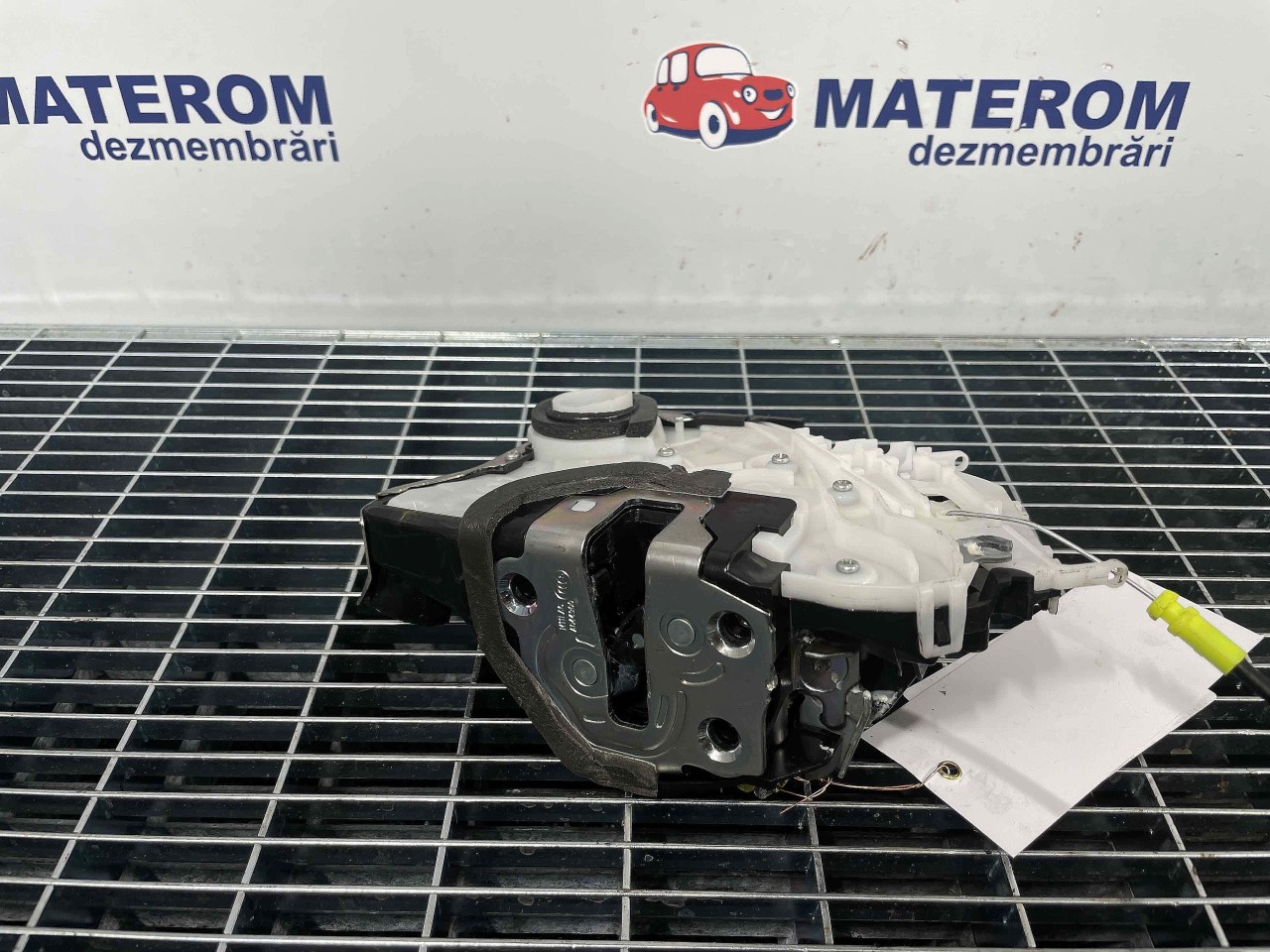 INCUIETOARE USA FATA STANGA HONDA CIVIC - - (2017 2020)