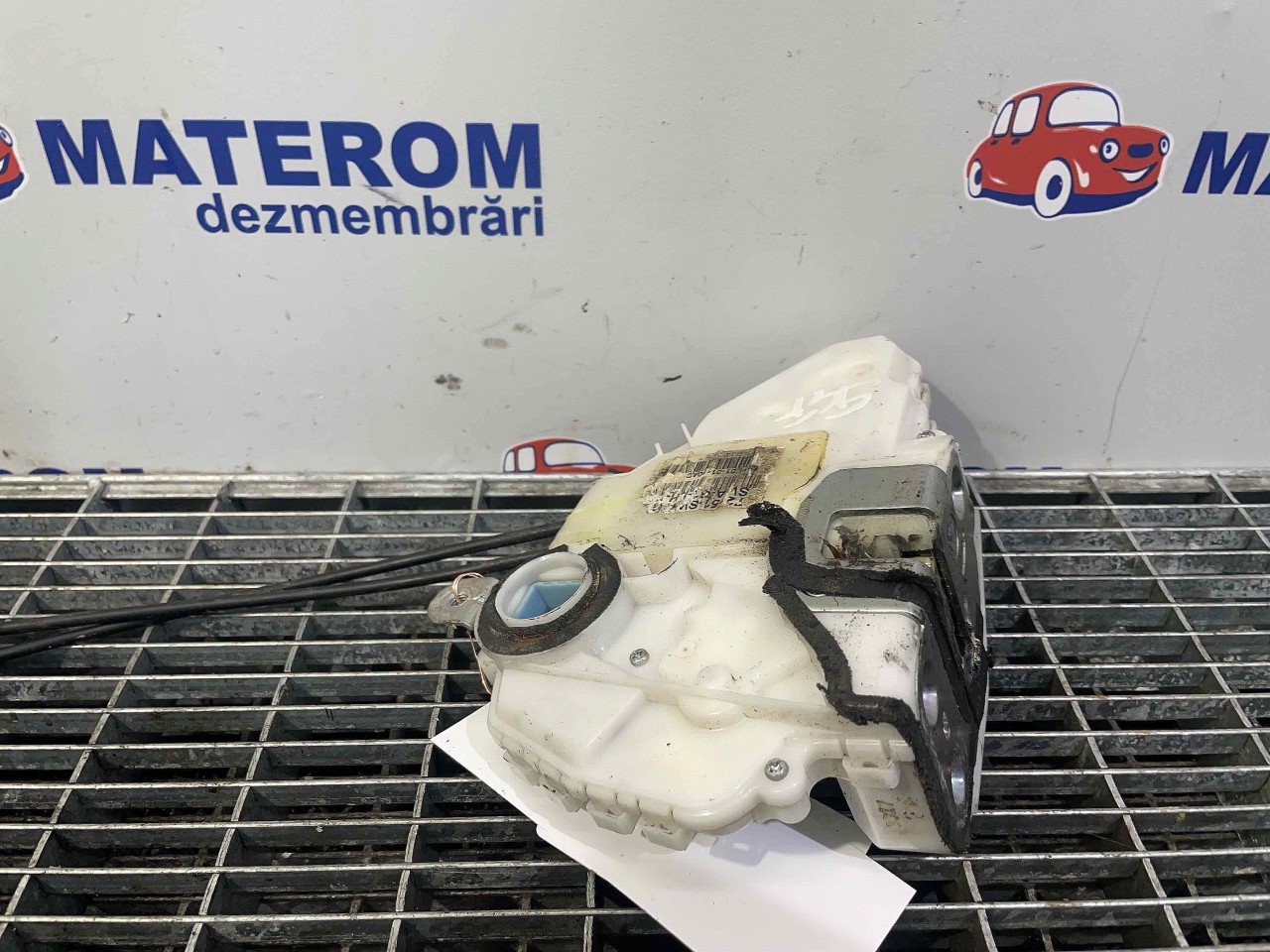INCUIETOARE USA FATA STANGA HONDA CRV CRV - - (2006 2012)