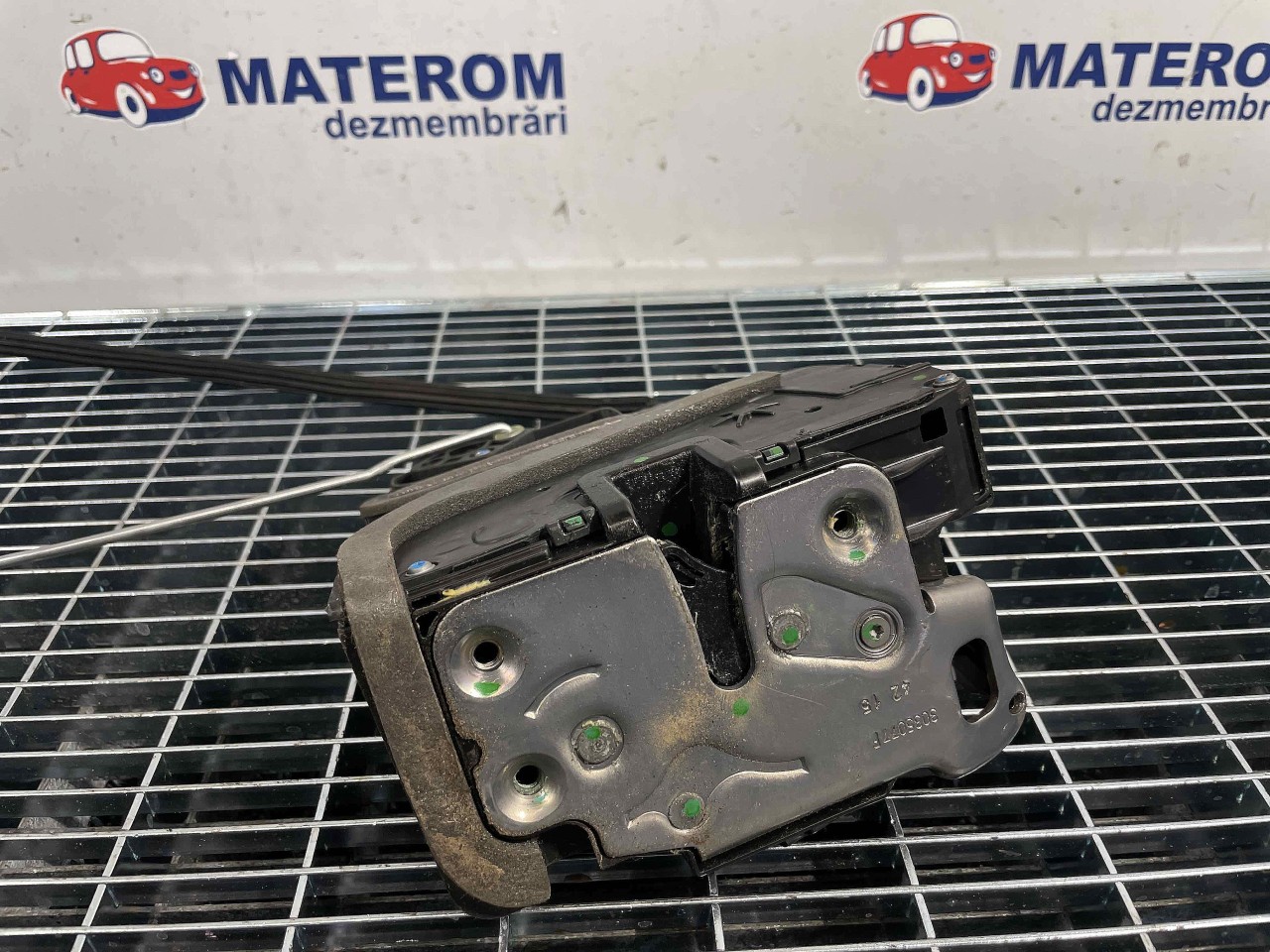 INCUIETOARE USA FATA STANGA OPEL ASTRA K - - (2015 2021)