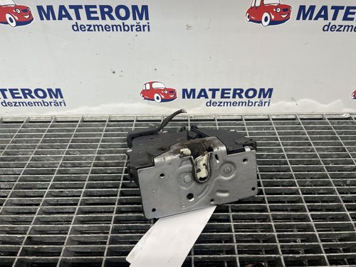 INCUIETOARE USA FATA STANGA OPEL CORSA D - - (2006 2011)