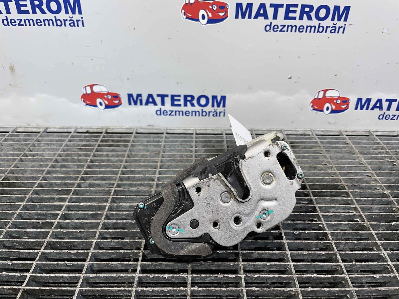INCUIETOARE USA FATA STANGA OPEL INSIGNIA INSIGNIA - - (2008 2013)