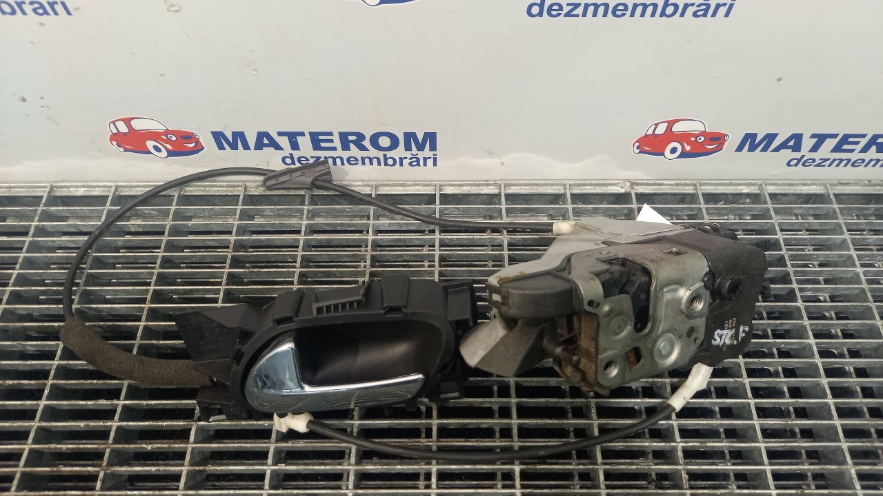 INCUIETOARE USA FATA STANGA PEUGEOT 308 308 - - (2007 2011)