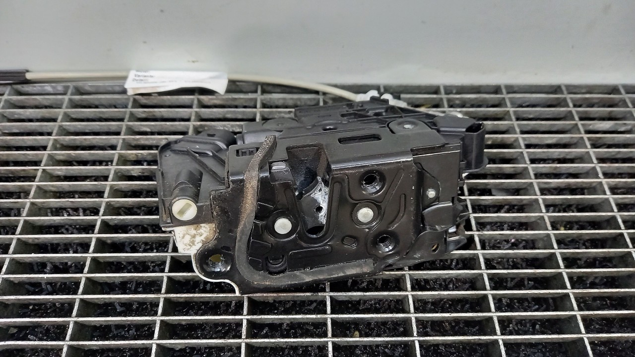 INCUIETOARE USA FATA STANGA SEAT IBIZA IBIZA - - (2008 2012)