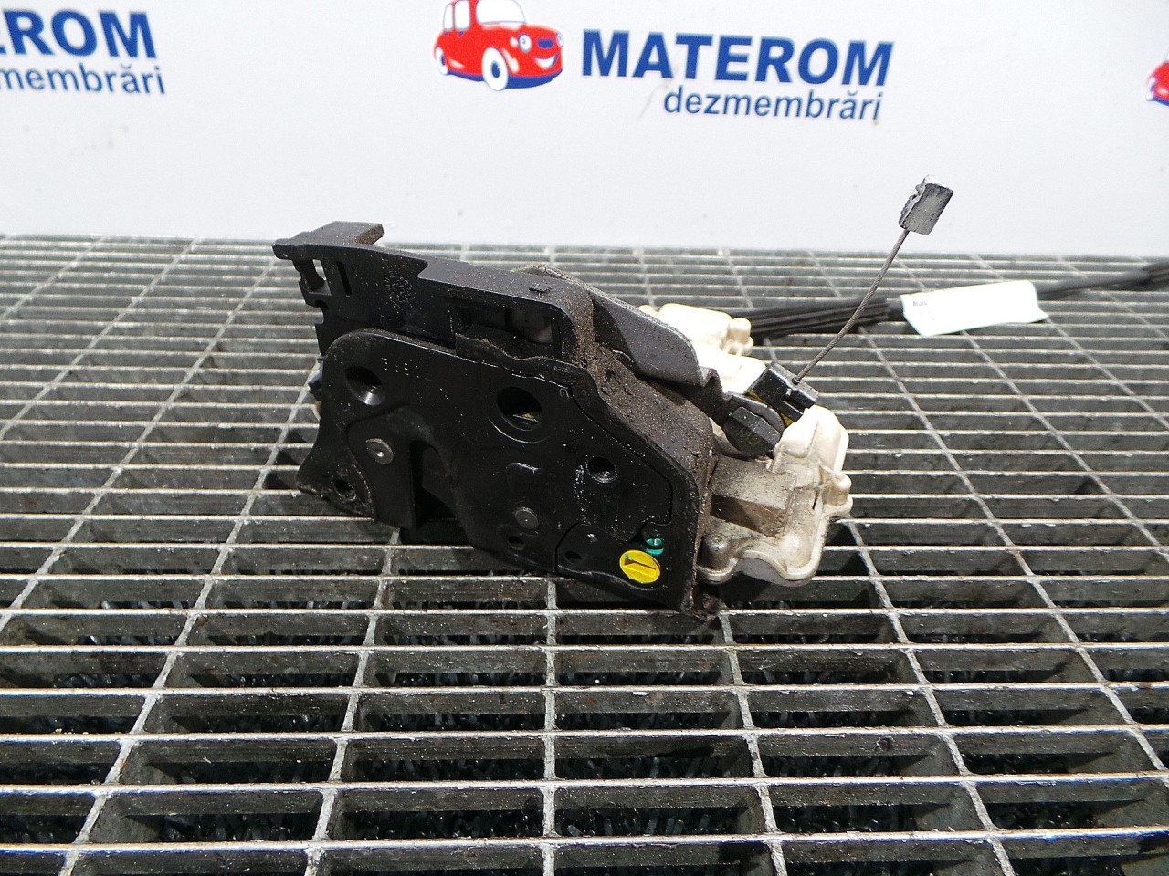 INCUIETOARE USA FATA STANGA SEAT LEON LEON - - (2006 2012)