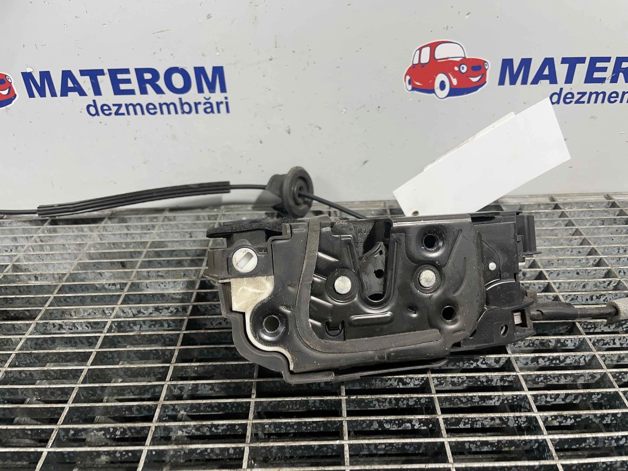 INCUIETOARE USA FATA STANGA SEAT LEON LEON - - (2012 2016)