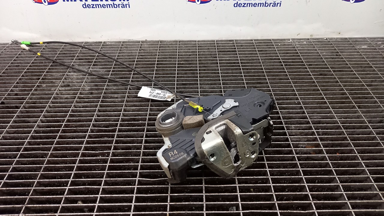 INCUIETOARE USA FATA STANGA TOYOTA AURIS AURIS - - (2010 2012)