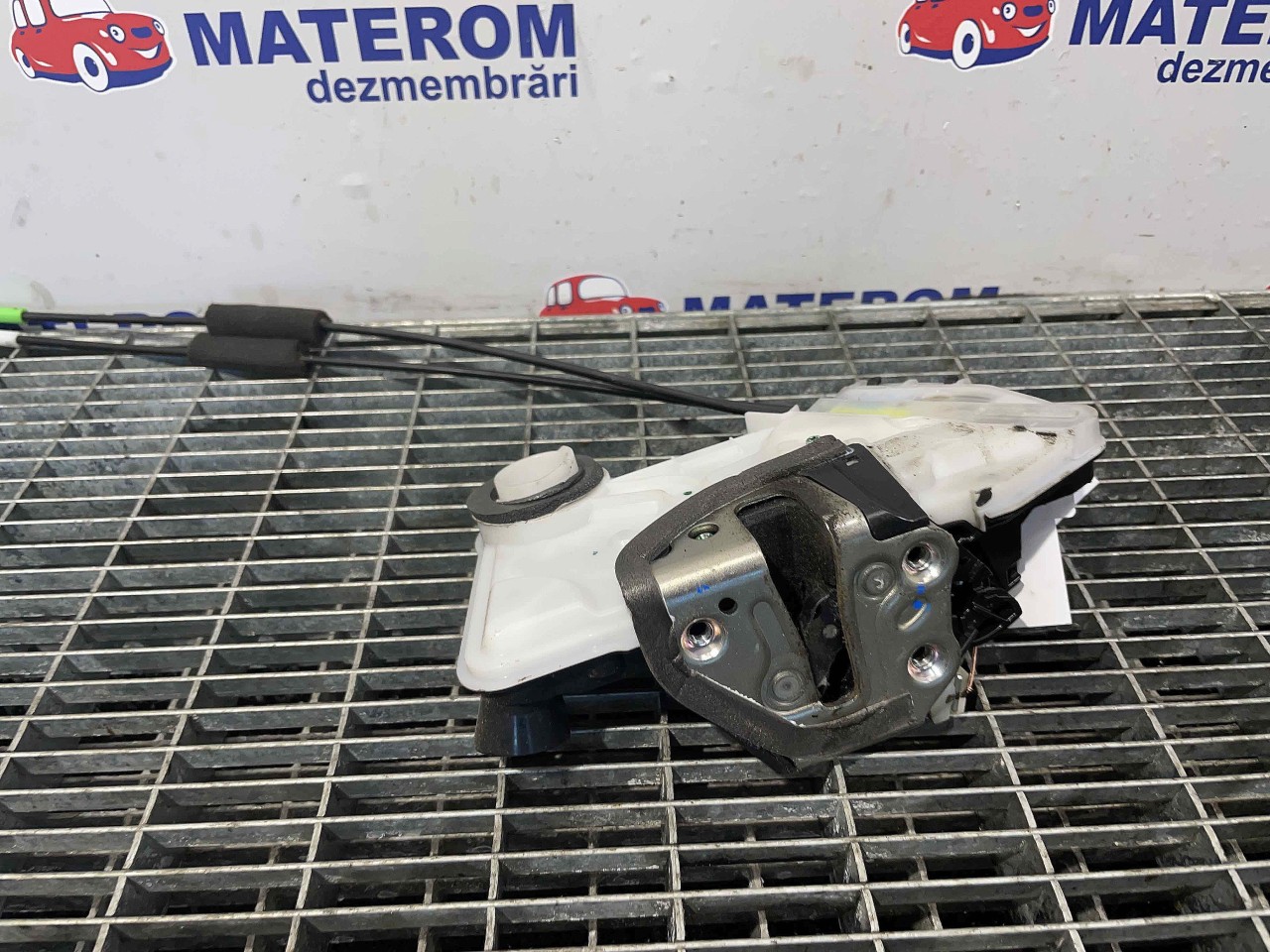 INCUIETOARE USA FATA STANGA TOYOTA AYGO AYGO - - (2014 2018)