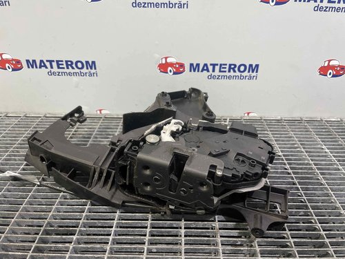 INCUIETOARE USA FATA STANGA VOLVO V50 V50 - - (2004 2010)