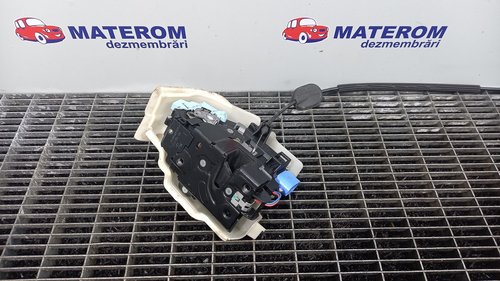 INCUIETOARE USA FATA STANGA VW GOLF V PLUS - - (2005 2008)