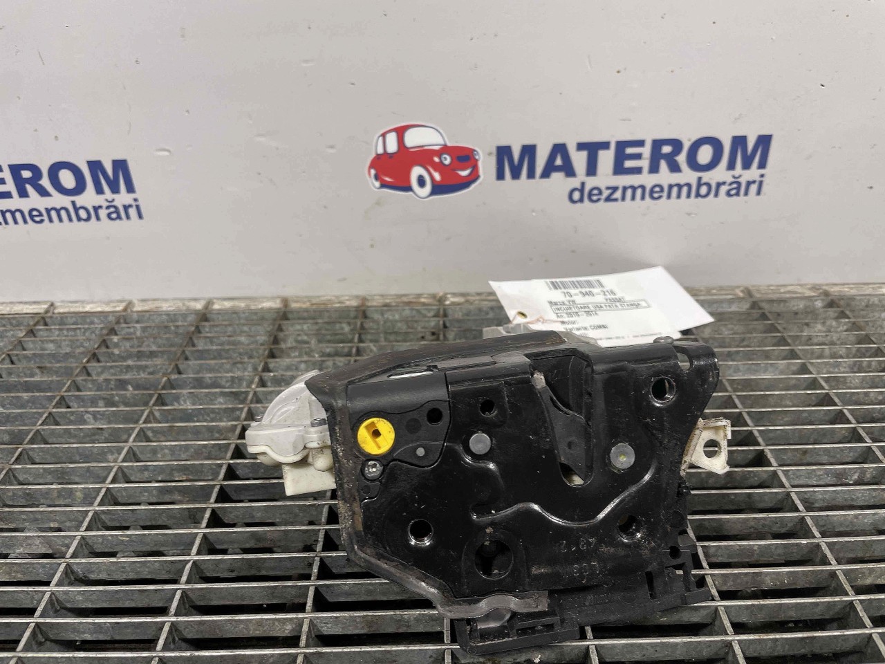 INCUIETOARE USA FATA STANGA VW PASSAT PASSAT - - (2010 2014)