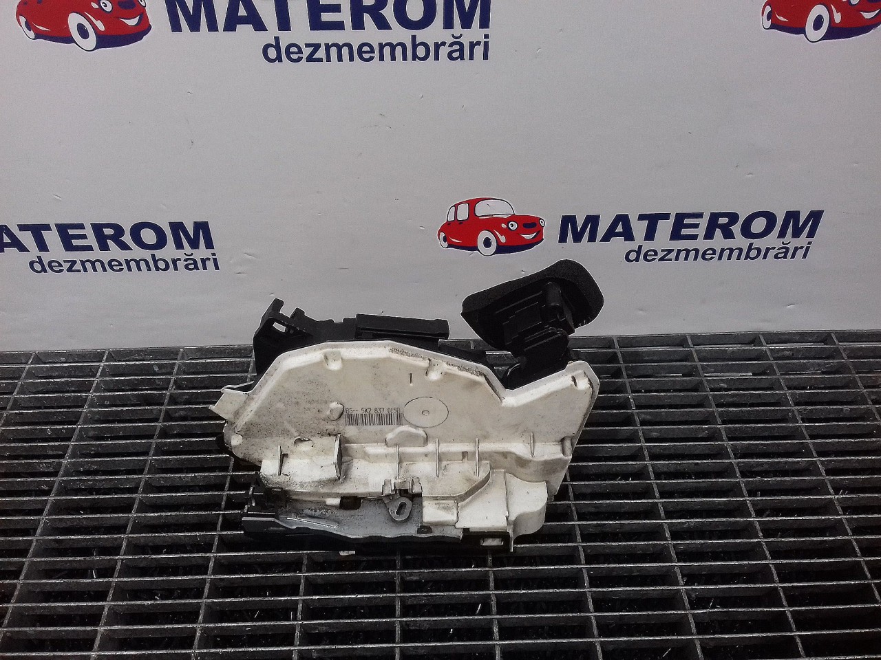 INCUIETOARE USA FATA STANGA VW POLO - - (2009 2014)