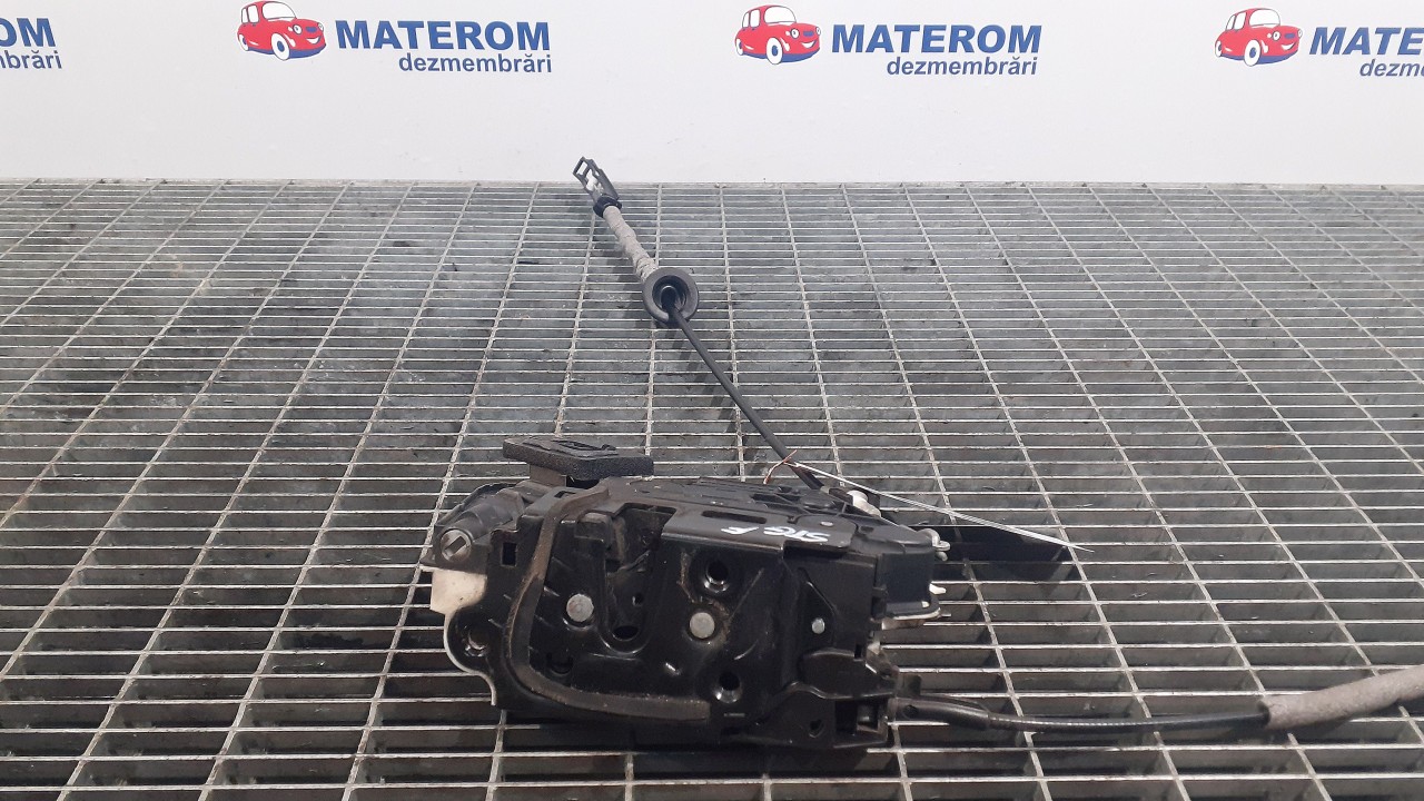 INCUIETOARE USA FATA STANGA VW POLO POLO - - (2009 2014)