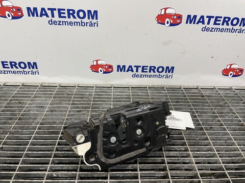 INCUIETOARE USA FATA STANGA VW TIGUAN - - (2010 2015)