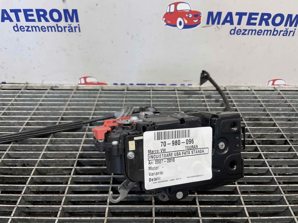 INCUIETOARE USA FATA STANGA VW TOURAN - - (2007 2010)