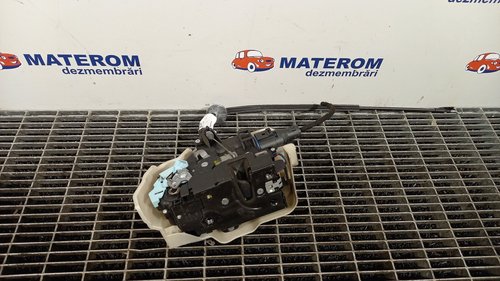 INCUIETOARE USA FATA STANGA VW TOURAN - - (2010 2015)
