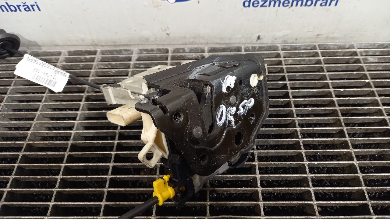 INCUIETOARE USA SPATE DREAPTA AUDI A1 A1 - - (2010 2014)