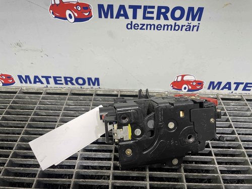 INCUIETOARE USA SPATE DREAPTA AUDI A2 A2 - - (2000 2005)
