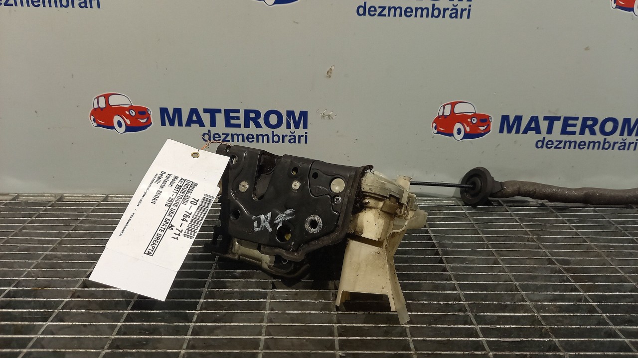 INCUIETOARE USA SPATE DREAPTA AUDI A6 A6 - - (2011 2015)