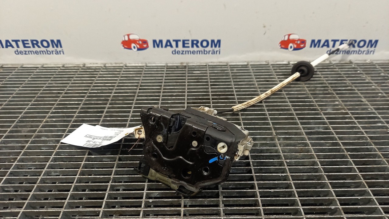 INCUIETOARE USA SPATE DREAPTA AUDI Q5 Q5 - - (2008 2013)