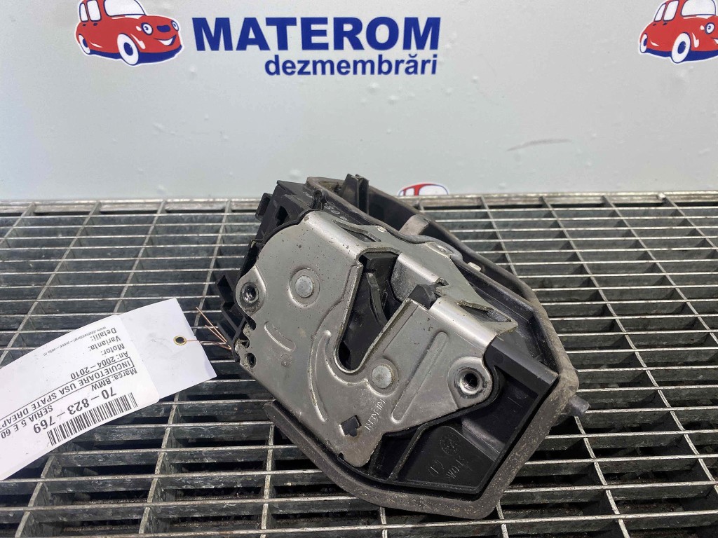 INCUIETOARE USA SPATE DREAPTA BMW SERIA 5 E 60 - - (2004 2010)