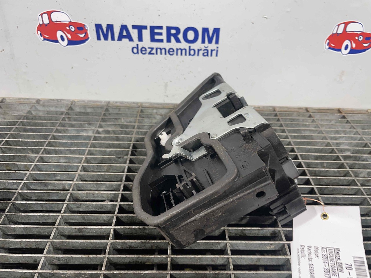 INCUIETOARE USA SPATE DREAPTA BMW SERIA 5 F 10 SERIA 5 F 10 - - (2014 2017)