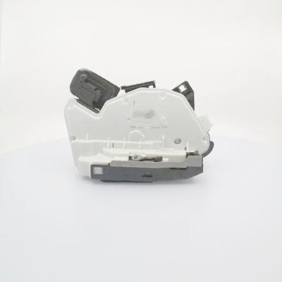 Incuietoare usa spate dreapta (BSP24391 BUG) SEAT,SKODA,VW
