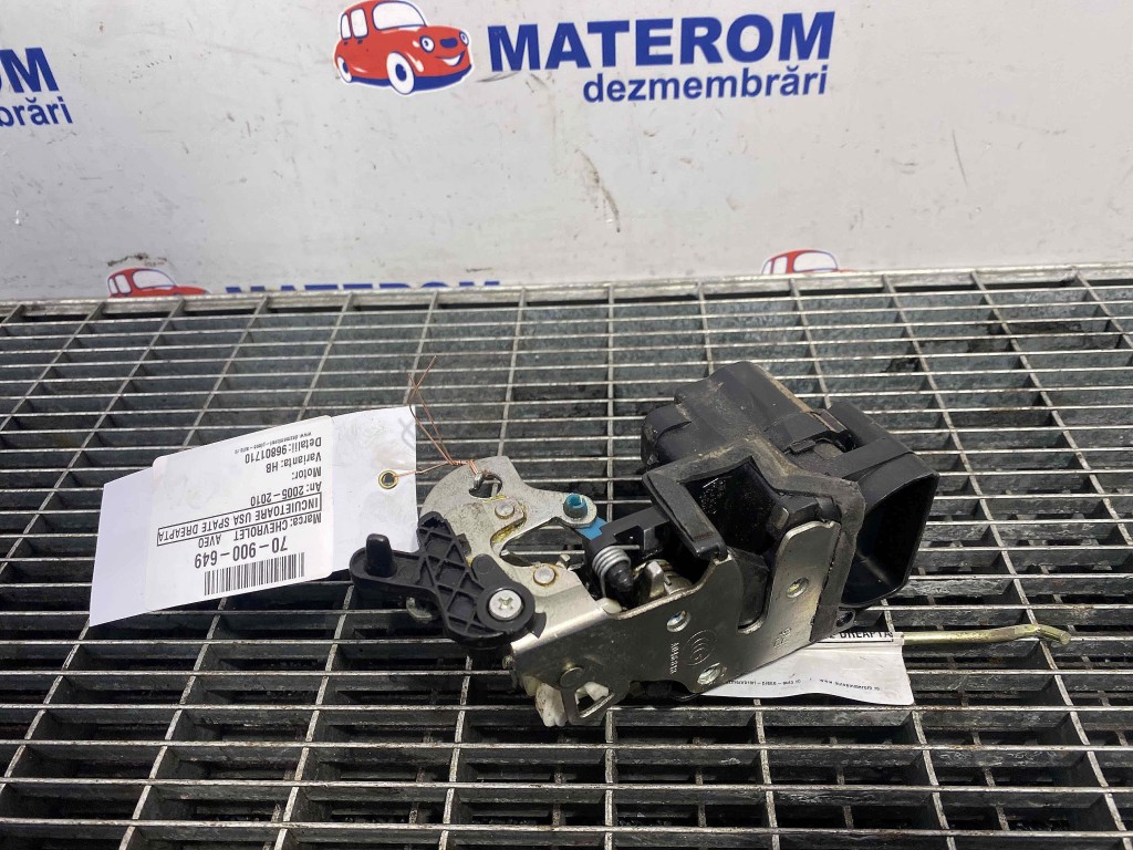 INCUIETOARE USA SPATE DREAPTA CHEVROLET AVEO - - (2005 2010)