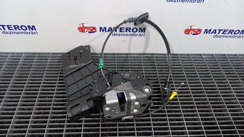 INCUIETOARE USA SPATE DREAPTA FORD FIESTA - - (2008 2012)