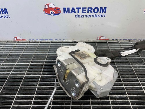 INCUIETOARE USA SPATE DREAPTA HONDA CRV - - (2006 2012)