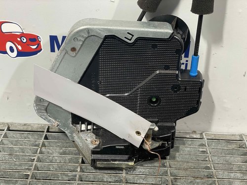 INCUIETOARE USA SPATE DREAPTA LEXUS RX - - (2004 2009)
